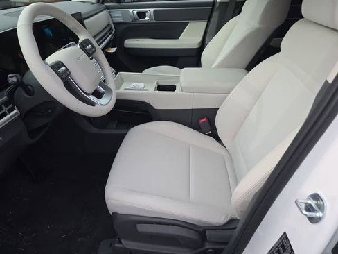 New 2026 Hyundai Santa Fe SE FWD image 16