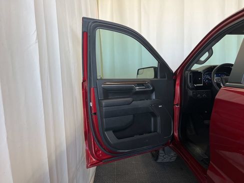 Used 2023 Chevrolet Silverado 1500 RST w/ Convenience Package II AWD/4WD image 16