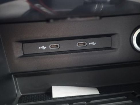 New 2026 Volkswagen Taos SE AWD/4WD image 17