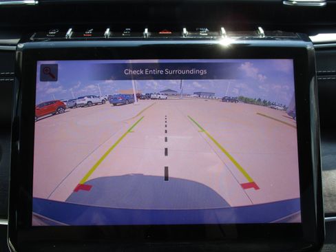 Used 2022 Jeep Grand Cherokee L Limited image 29