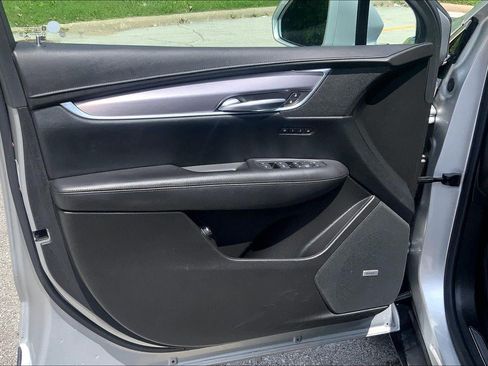 Used 2019 Cadillac XT5 Premium Luxury AWD/4WD image 25