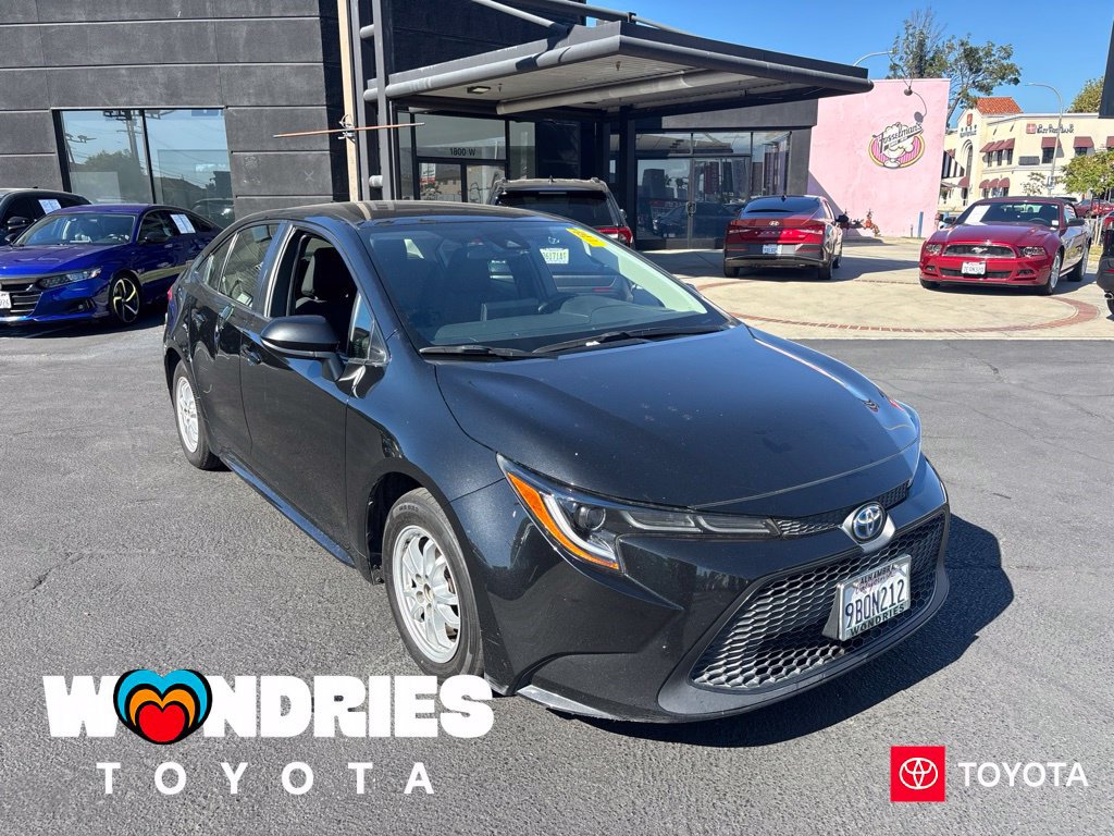 Used 2022 Toyota Corolla LE FWD image 1