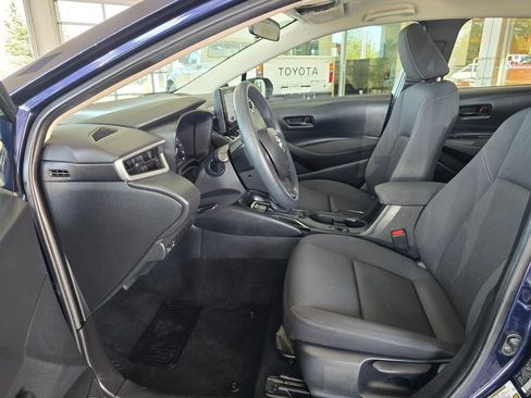 Used 2024 Toyota Corolla LE FWD image 21