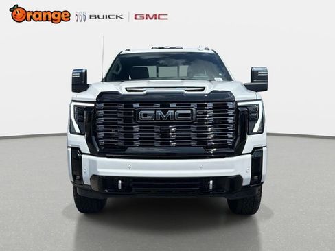 New 2026 GMC Sierra 2500 Denali Ultimate AWD/4WD image 8