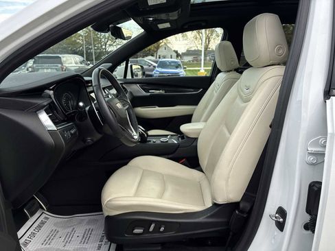 Certified 2023 Cadillac XT6 Sport w/ Technology Package image 20