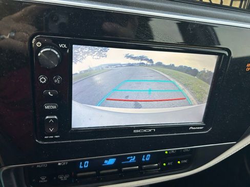 Used 2016 Scion iM FWD image 26