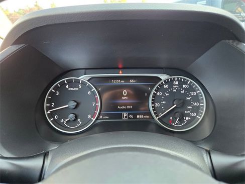 New 2025 Nissan Sentra SR w/ SR Premium Package image 17