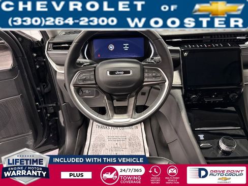 Used 2023 Jeep Grand Cherokee Limited image 14