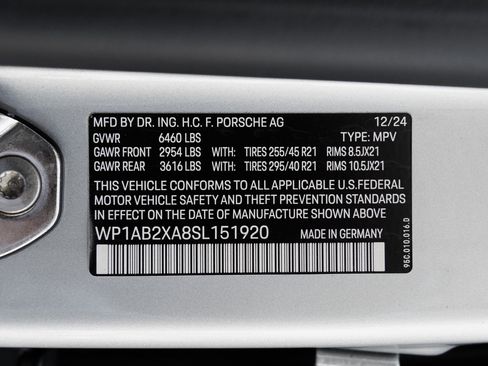 Used 2025 Porsche Macan 4S Electric image 42