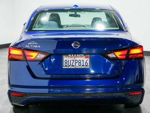 Used 2019 Nissan Altima 2.5 S FWD image 4