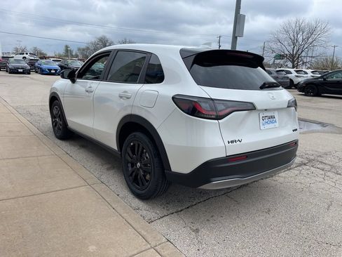 New 2026 Honda HR-V Sport image 7