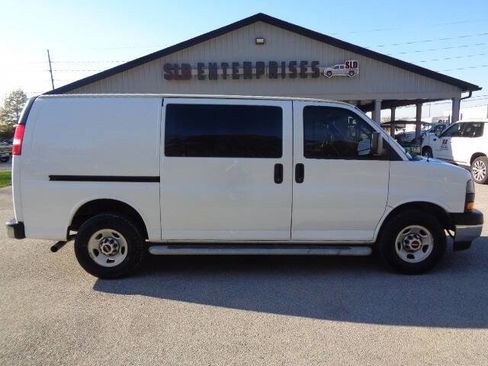 Used 2021 GMC Savana 2500 w/ Driver Convenience Package image 8