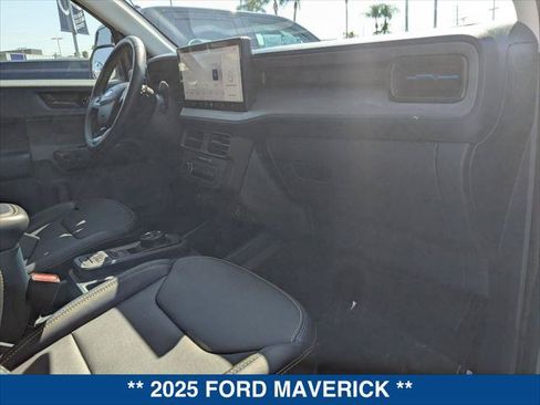 Certified 2025 Ford Maverick Lobo AWD/4WD image 23