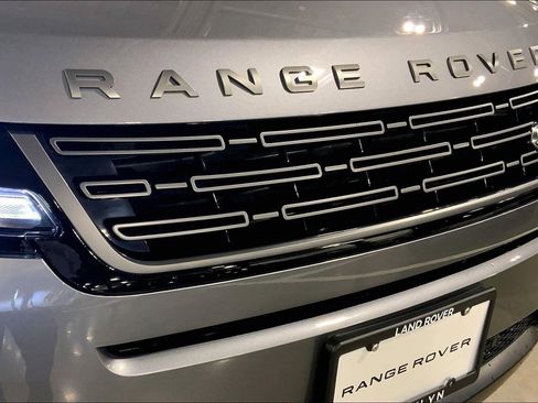 Used 2025 Land Rover Range Rover Evoque S image 30