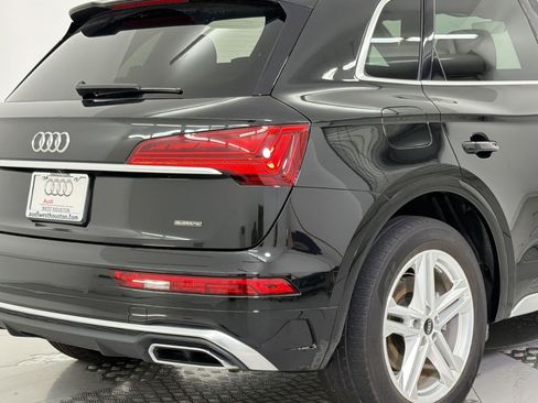 Used 2022 Audi Q5 e Premium Plus w/ Premium Plus Package AWD/4WD image 9