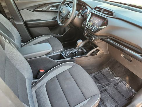 Used 2023 Chevrolet TrailBlazer LT w/ Convenience Package image 17