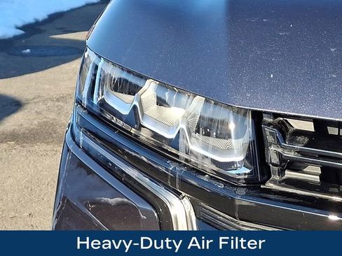 Used 2024 Chevrolet Suburban Z71 w/ Luxury Package image 11