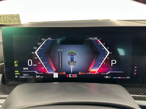 Used 2023 BMW X7 M60i w/ Executive Package image 26