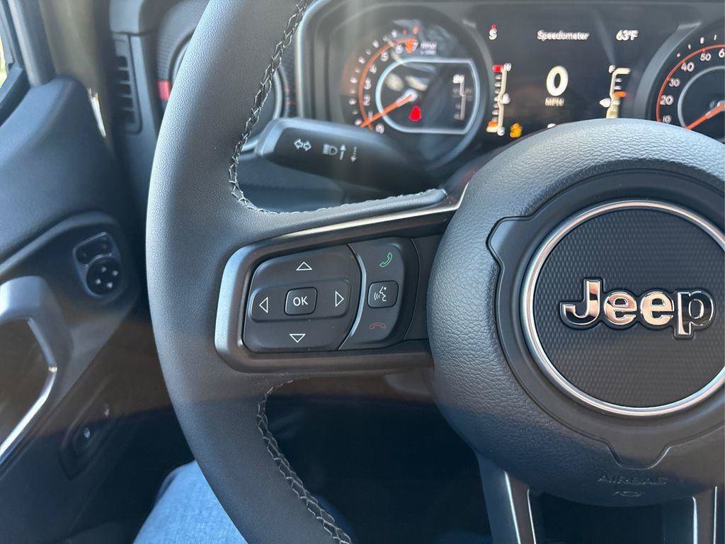 New 2026 Jeep Gladiator Rubicon AWD/4WD image 23