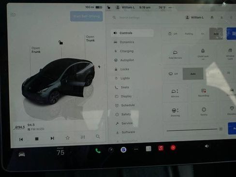 Used 2025 Tesla Model Y Long Range image 22