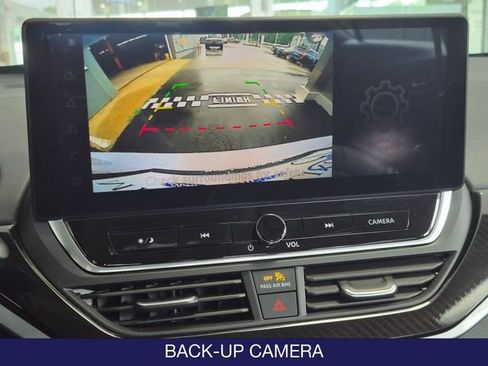 Used 2024 Nissan Altima 2.5 SR w/ SR Premium Package FWD image 24
