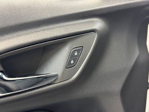 New 2026 Chevrolet Trax RS w/ Sunroof Package image 9