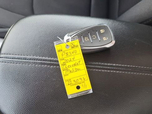 Used 2024 Chevrolet Malibu LT image 26