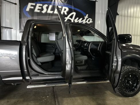 Used 2018 RAM 2500 Tradesman w/ Chrome Appearance Group AWD/4WD image 13