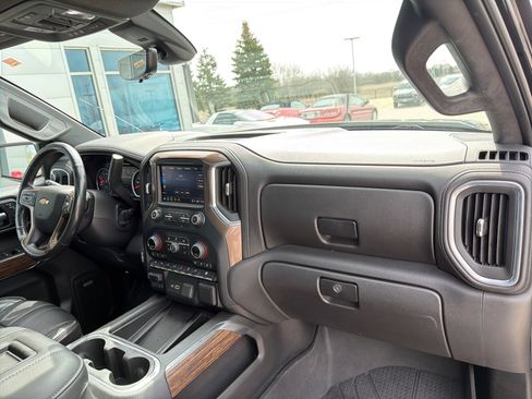 Used 2021 Chevrolet Silverado 1500 High Country w/ Technology Package image 30