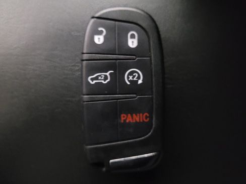 Used 2022 Jeep Renegade Latitude image 32