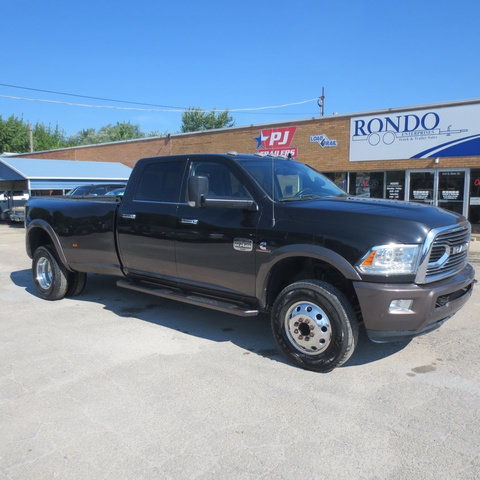 Used 2018 RAM 3500 Laramie Longhorn w/ Longhorn Southfork Package AWD/4WD image 2