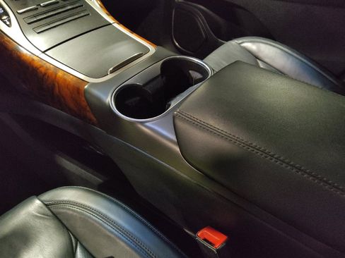 Used 2016 Lincoln MKX Select w/ Select Plus Package image 26