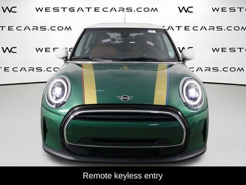 Used 2023 MINI Cooper 2-Door Hardtop w/ Signature Upholstery Package FWD image 2