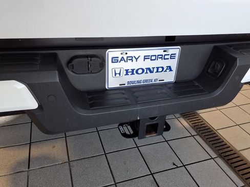 Used 2024 Toyota Tacoma SR5 AWD/4WD image 25