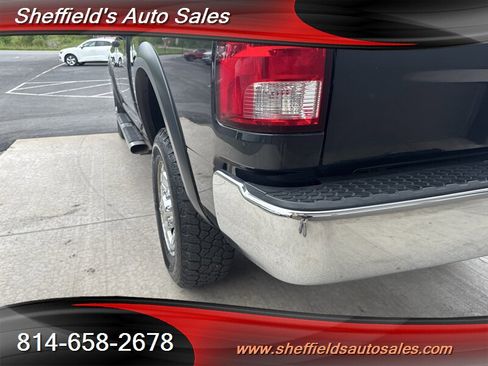 Used 2018 RAM 2500 Tradesman w/ Chrome Appearance Group AWD/4WD image 17
