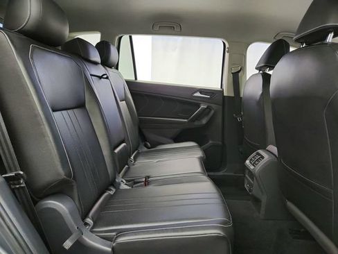 Used 2022 Volkswagen Tiguan SE FWD image 29