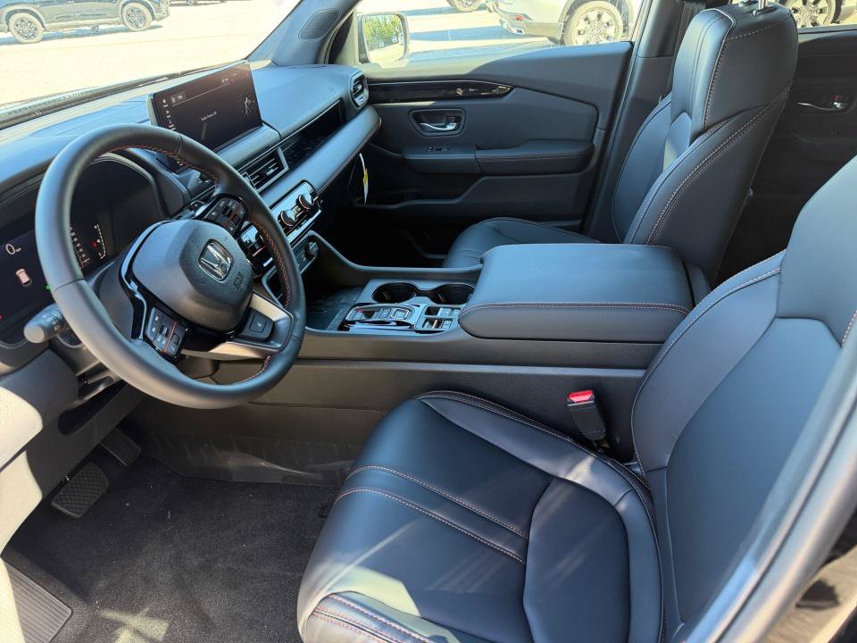 New 2026 Honda Pilot TrailSport image 30