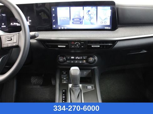 New 2026 Nissan Kicks SV w/ Cold Weather Package image 17