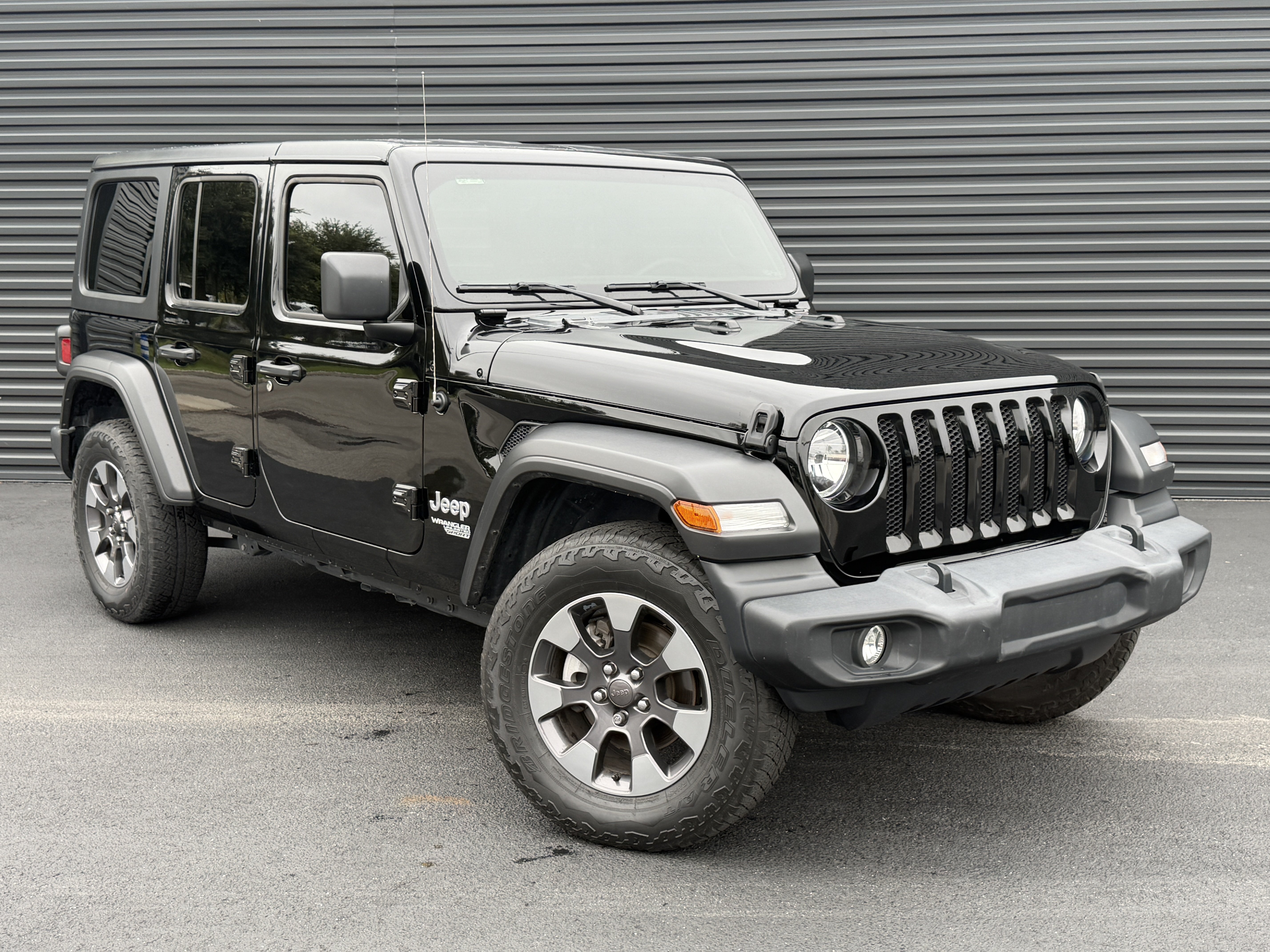 Used 2021 Jeep Wrangler Unlimited Sport AWD/4WD image 7