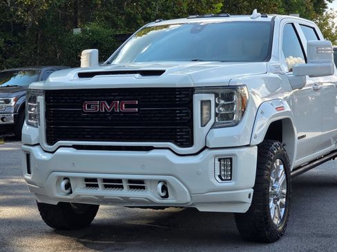 Used 2021 GMC Sierra 2500 Denali w/ Denali Ultimate Package AWD/4WD image 2