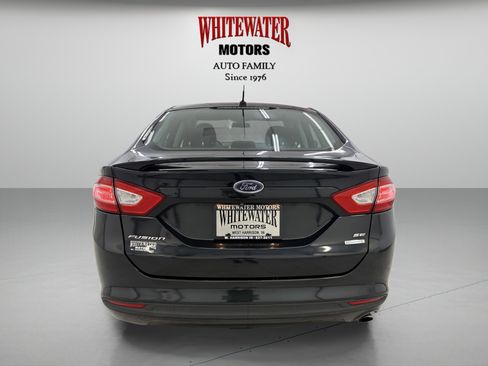 Used 2014 Ford Fusion SE FWD image 3