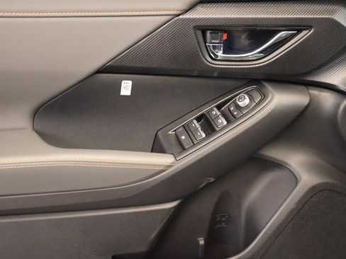 New 2026 Subaru Crosstrek 2.5i Limited w/ Popular Package #3A image 10