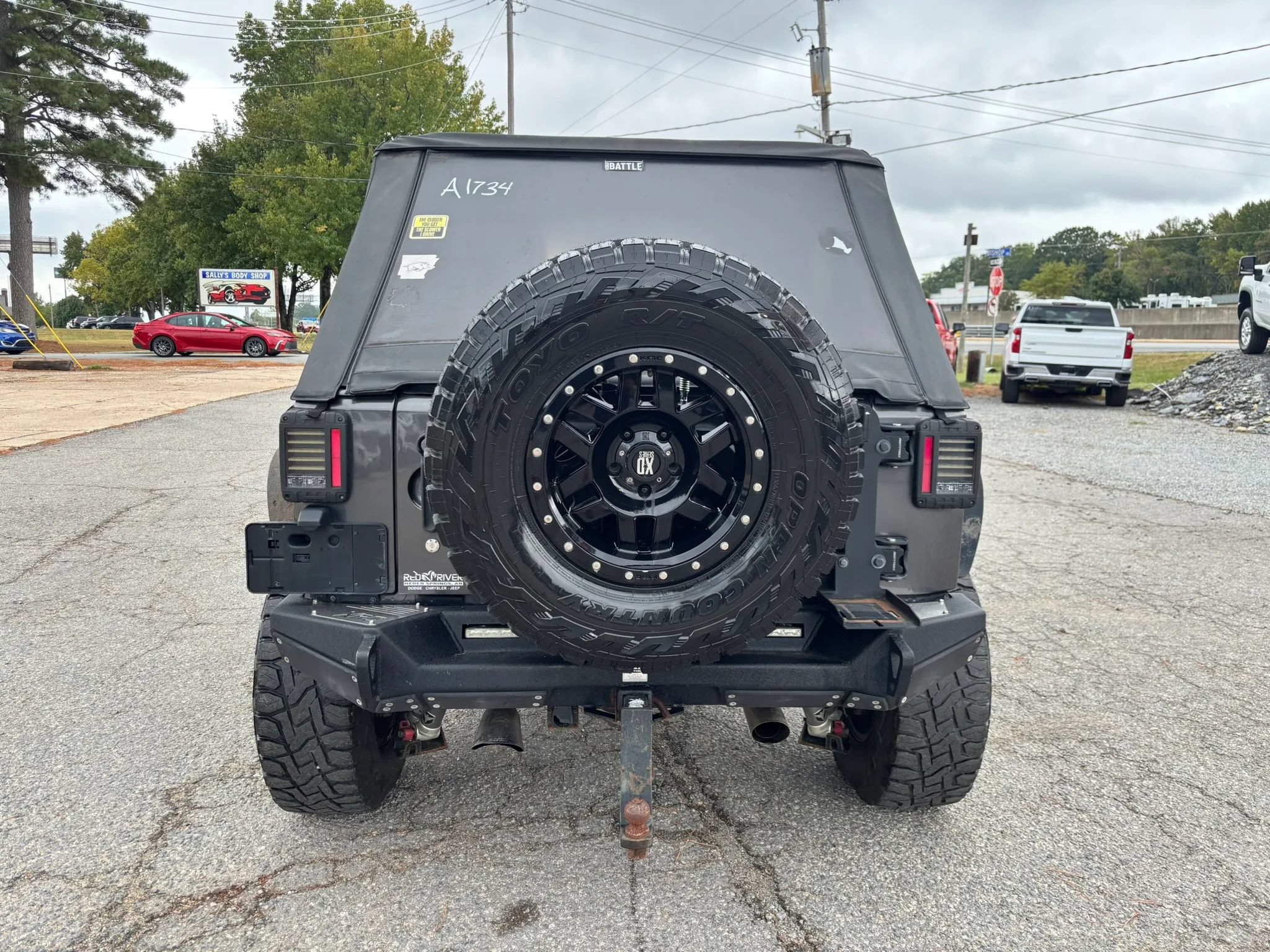 Used 2017 Jeep Wrangler Unlimited Sport w/ Quick Order Package 24S AWD/4WD image 4