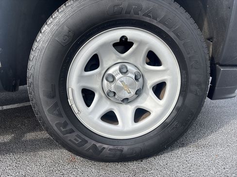 Used 2019 Chevrolet Silverado 1500 W/T RWD image 13
