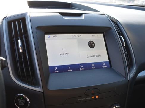 Certified 2020 Ford Edge SE FWD image 11