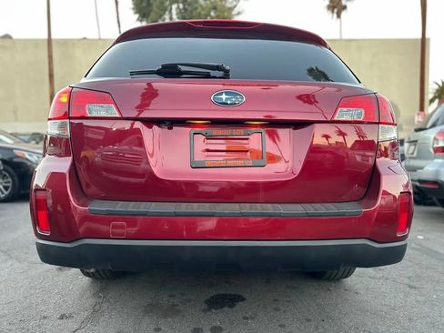 Used 2014 Subaru Outback 2.5i Limited image 17