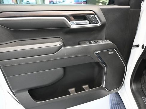 Used 2022 GMC Sierra 1500 SLT w/ SLT Convenience Package image 26