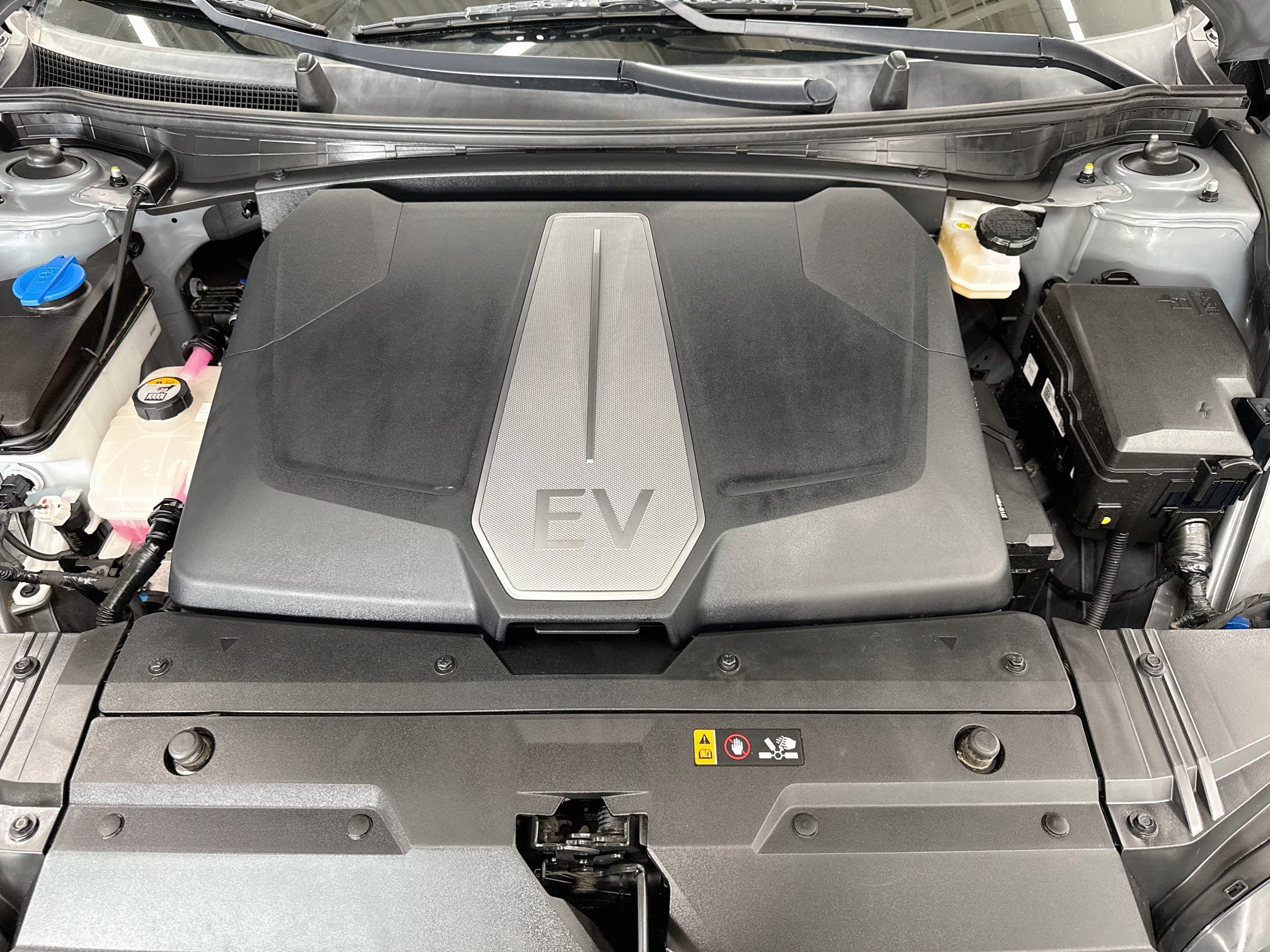Used 2023 Kia EV6 Wind RWD image 33