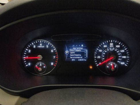 Used 2016 Kia Sorento LX image 23