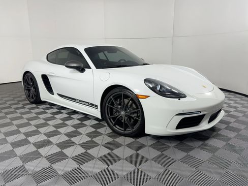 Certified 2020 Porsche 718 Cayman T image 7